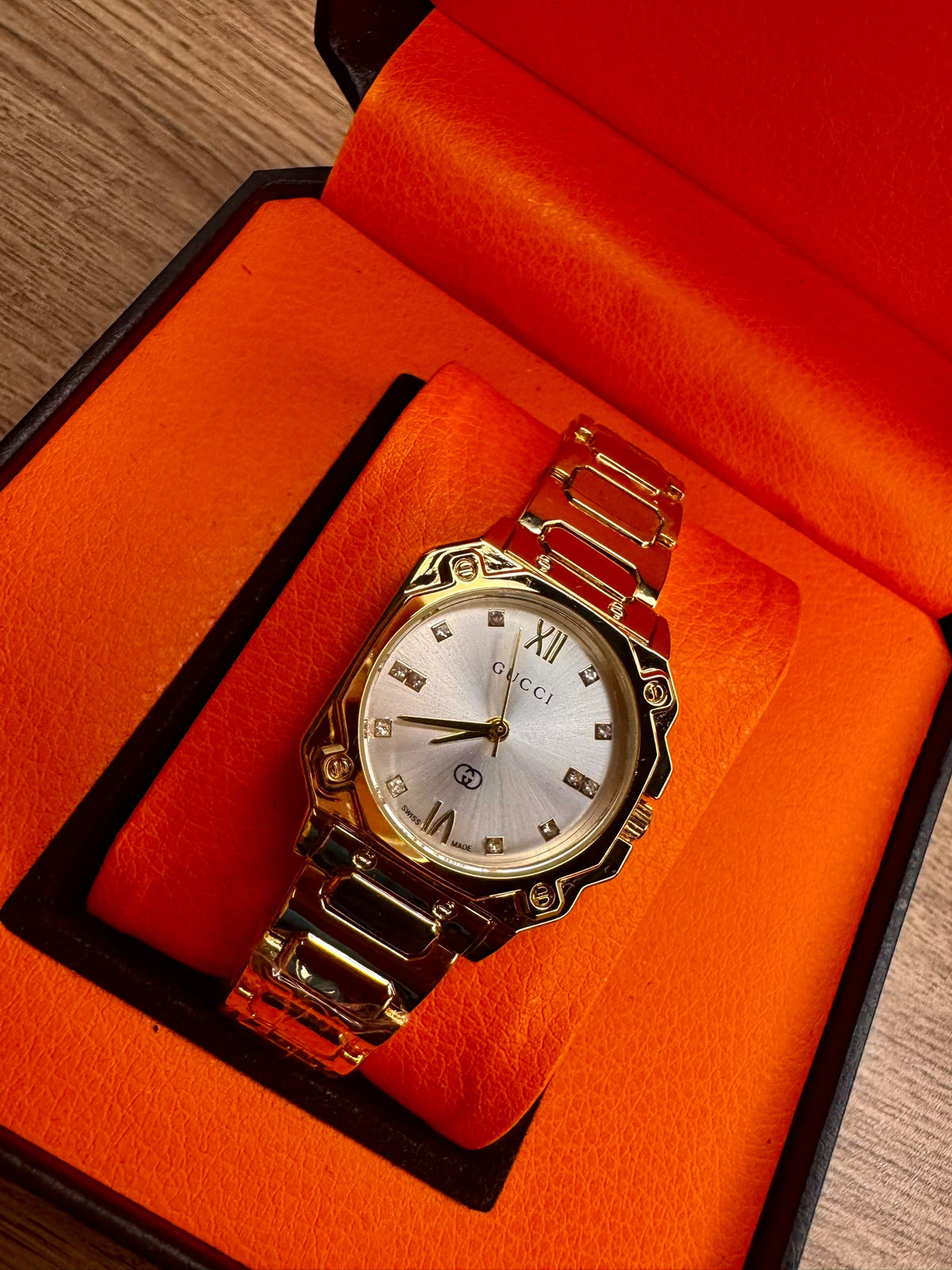 Montre GUCCI G-Flat